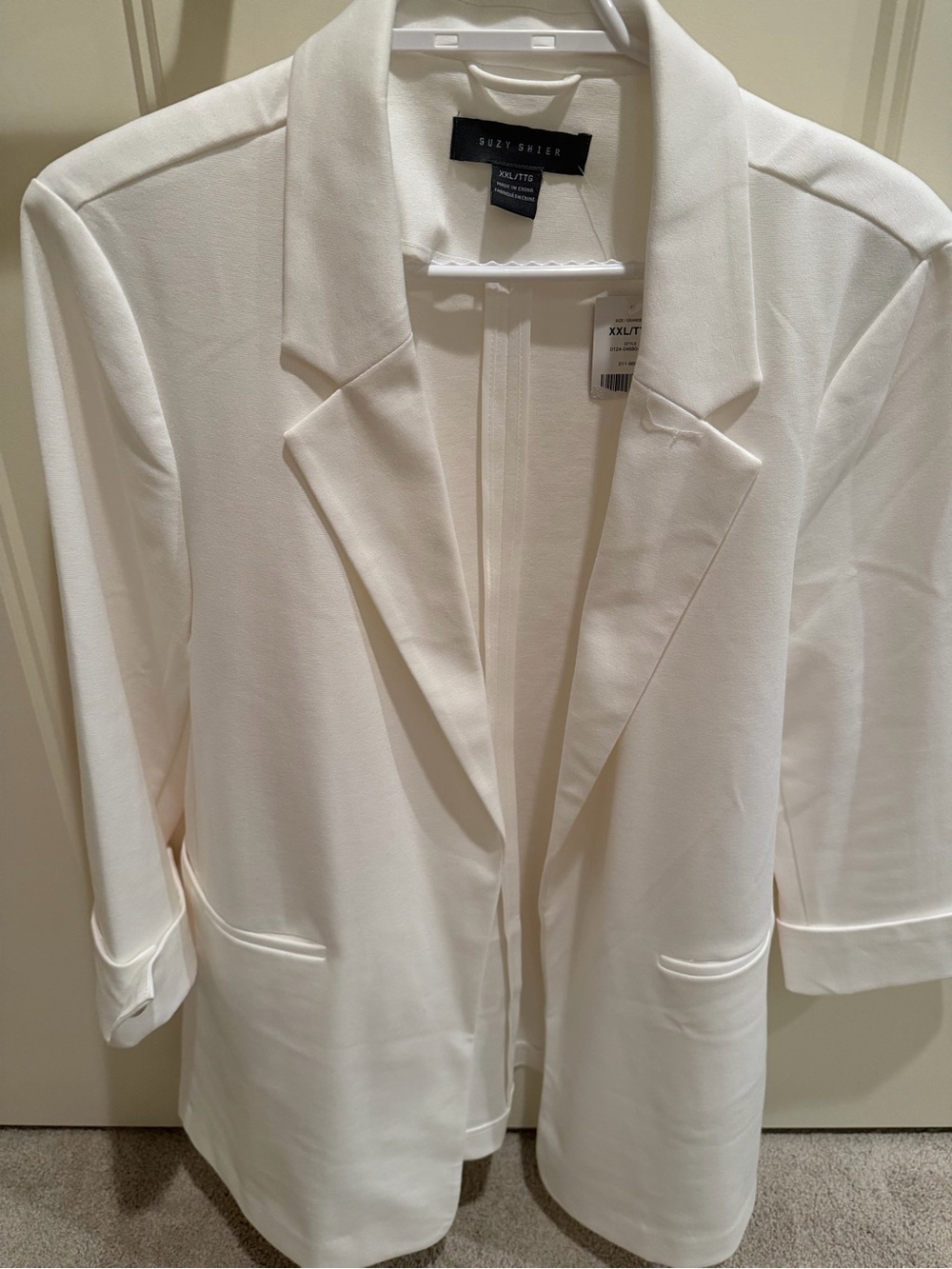 White Blazer women's / suit jacket with lapels BNWT - Picture 4 of 5